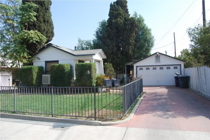 Front Unit w/garage