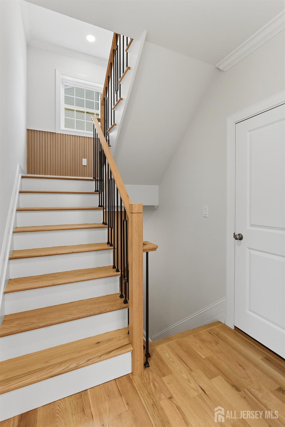 3 Lillian Street Fords, NJ 08863 - Photo 13 of 28