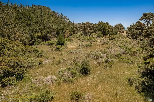 $350,000 | 27151 Warren Drive, Point Arena, CA 95468