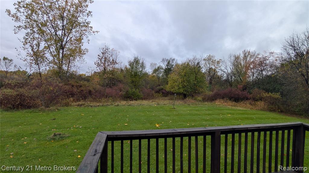 3042 Belsay Road Burton, MI 48519 - Photo 25 of 27