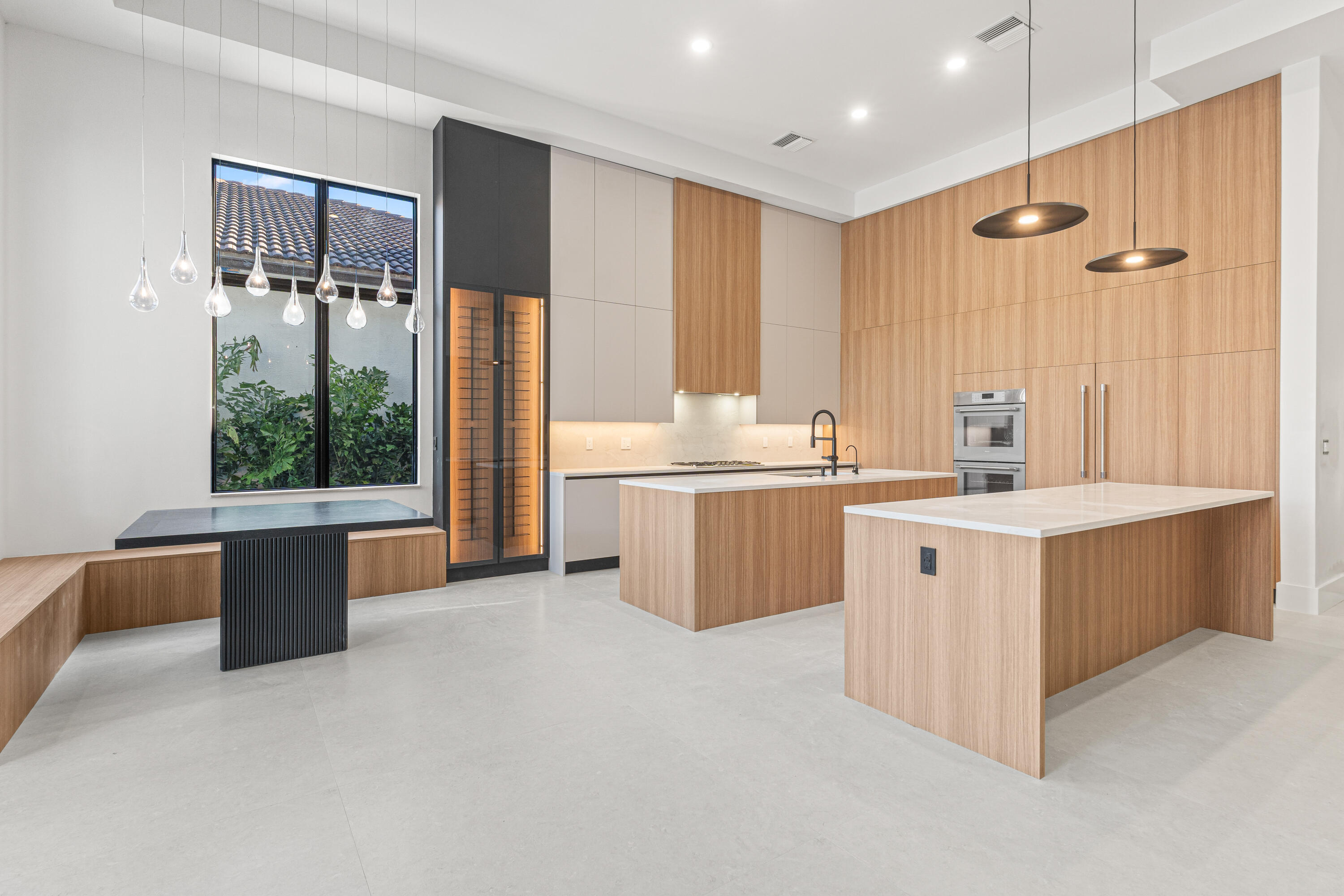 17760 Villa Club Way Boca Raton, FL 33496 - Photo 2 of 4 002-17760VillaClubWay-BocaRaton-FL-33496