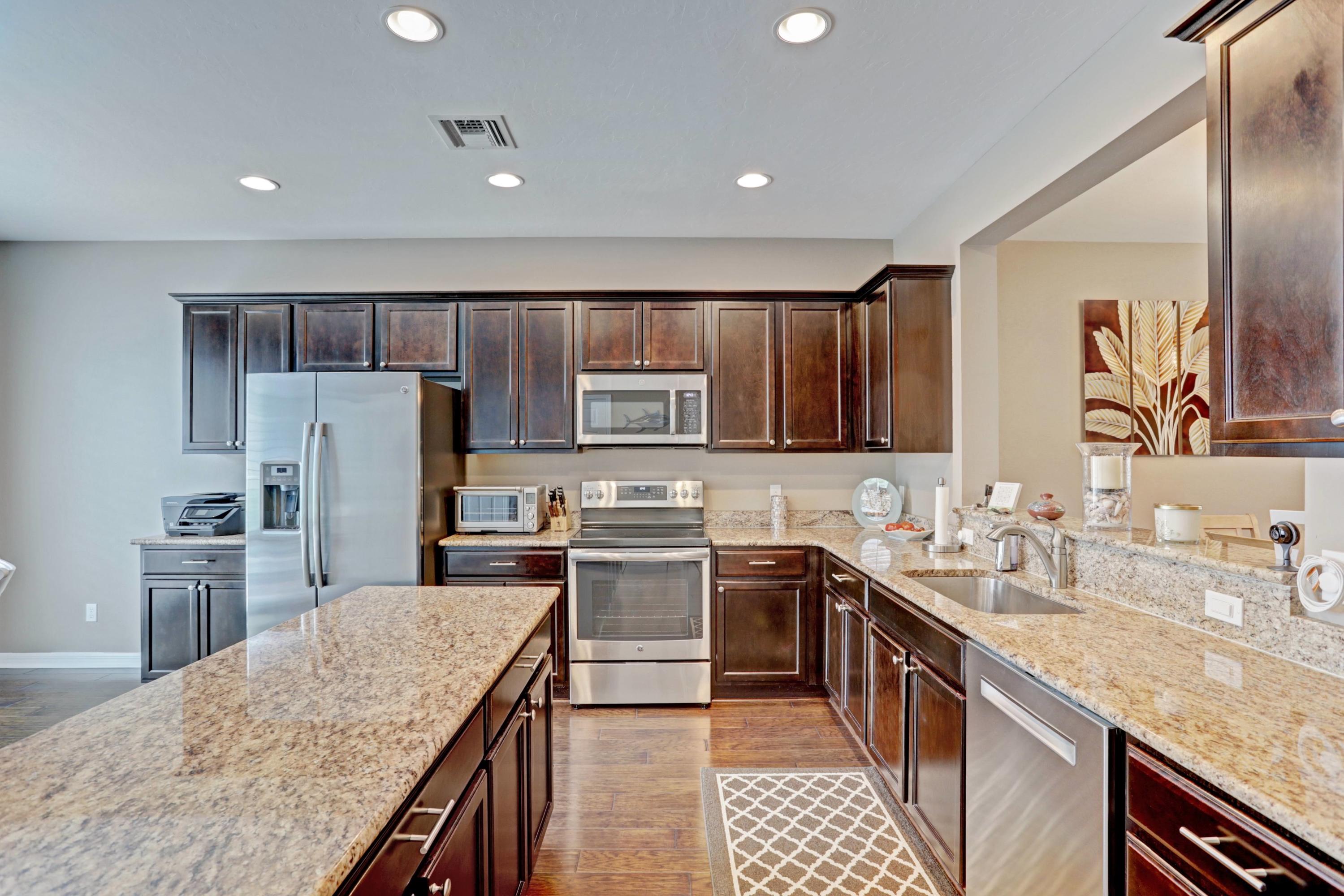 2742 Avalon Way Jupiter, FL 33458 - Photo 12 of 48 Kitchen 3