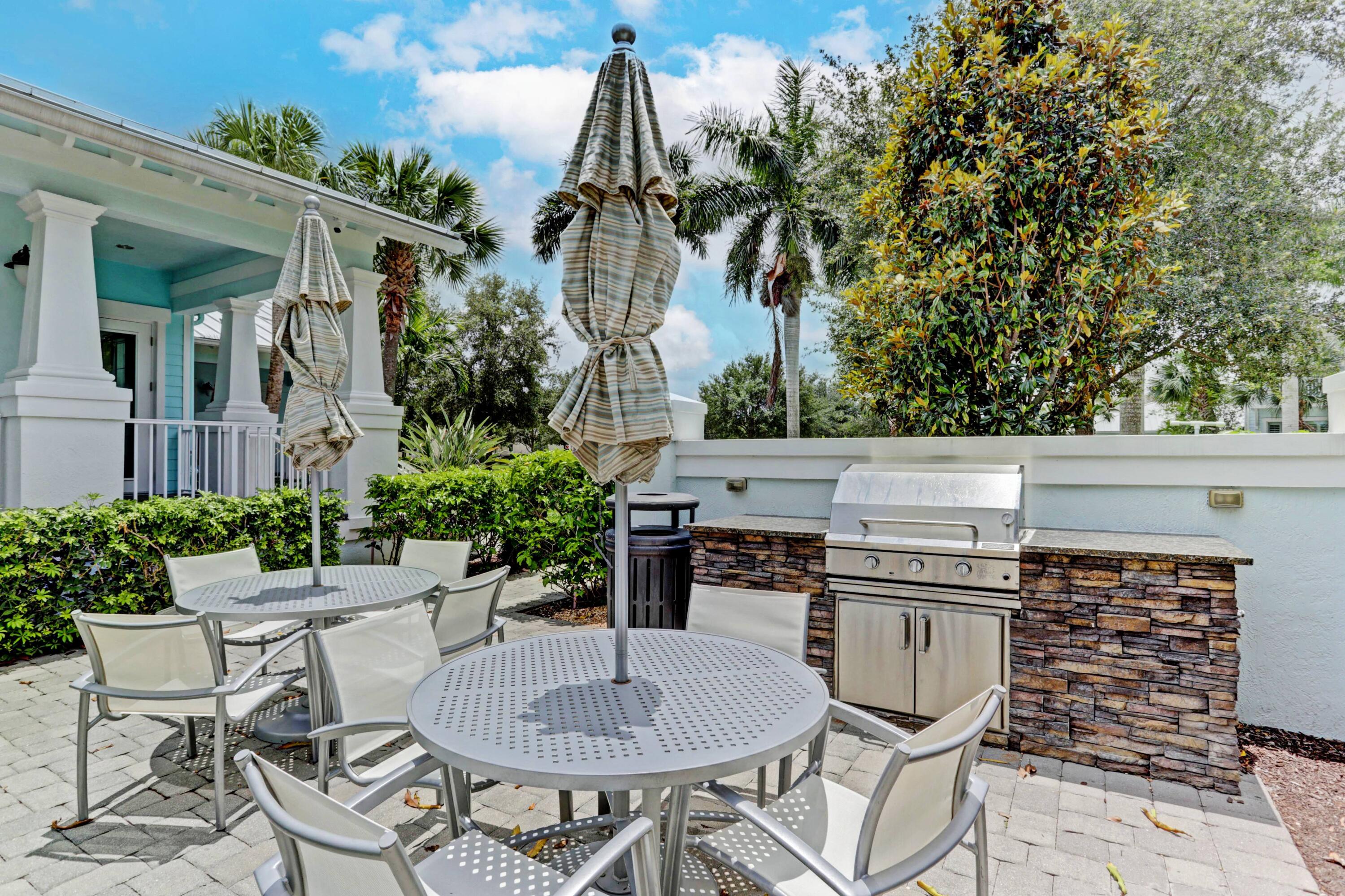 2742 Avalon Way Jupiter, FL 33458 - Photo 40 of 48 Community Grill