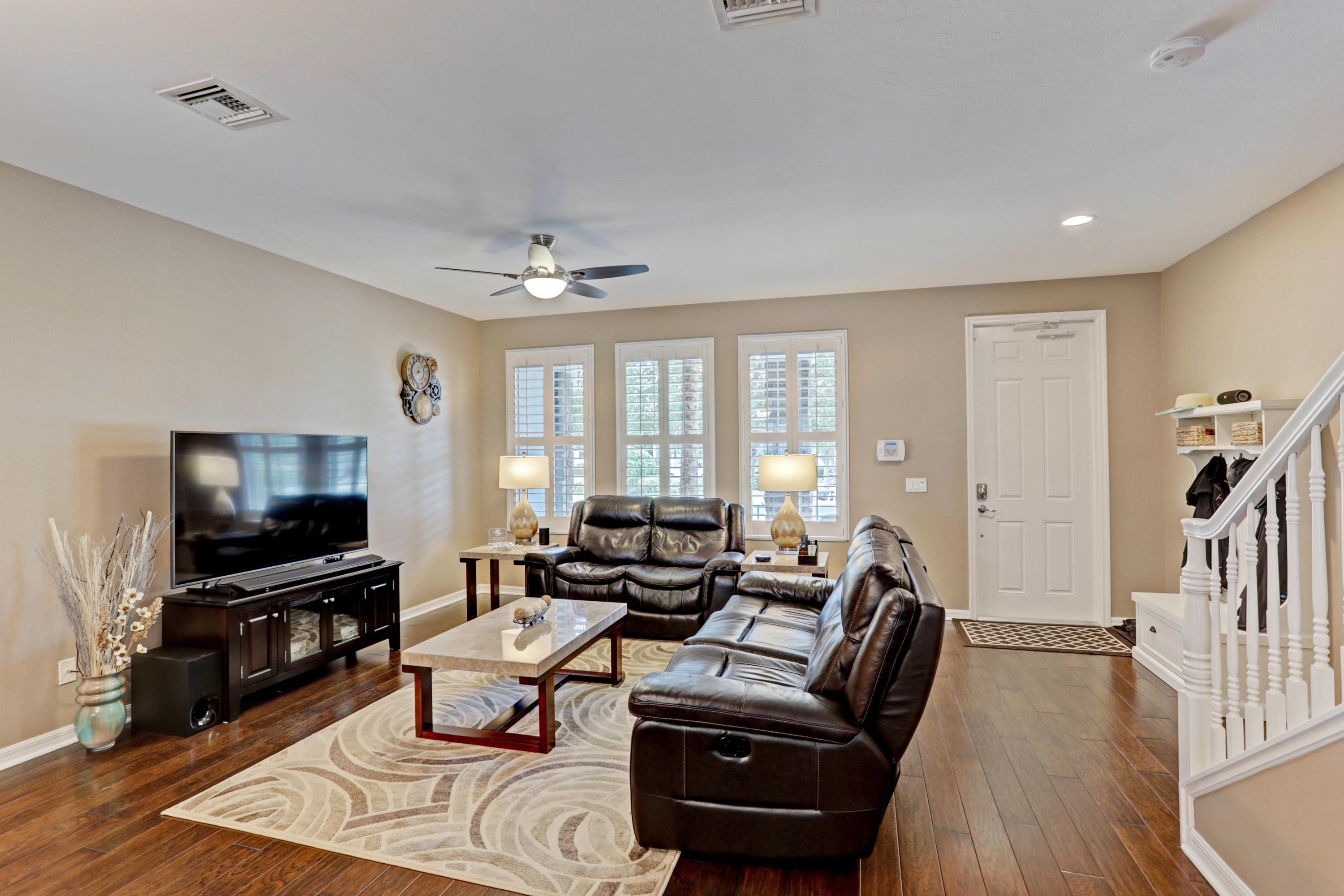 2742 Avalon Way Jupiter, FL 33458 - Photo 8 of 48 Living Room 3