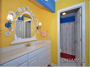 108 Beaver Ridge Road Asheville, NC 28804 - Photo 11 of 14 Gallery Image 11