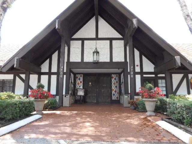 3690 Inverrary Drive, Unit 2C Lauderhill, FL 33319 - Photo 12 of 20 Clubhouse