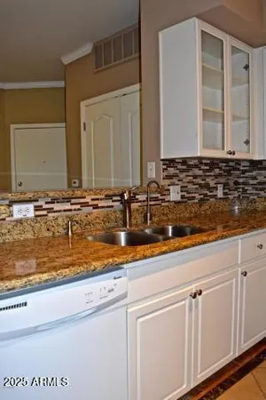 $1,500 | 1701 East Colter Street, Unit 240, Phoenix, AZ 85016