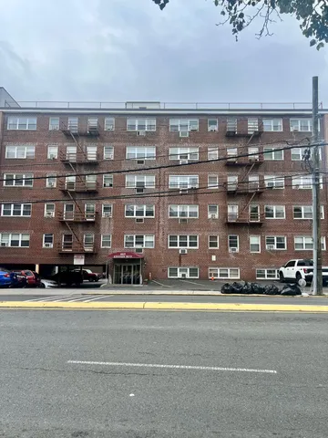 $1,975 | 8829 John F. Kennedy Boulevard, Unit B1, North Bergen, NJ 07047