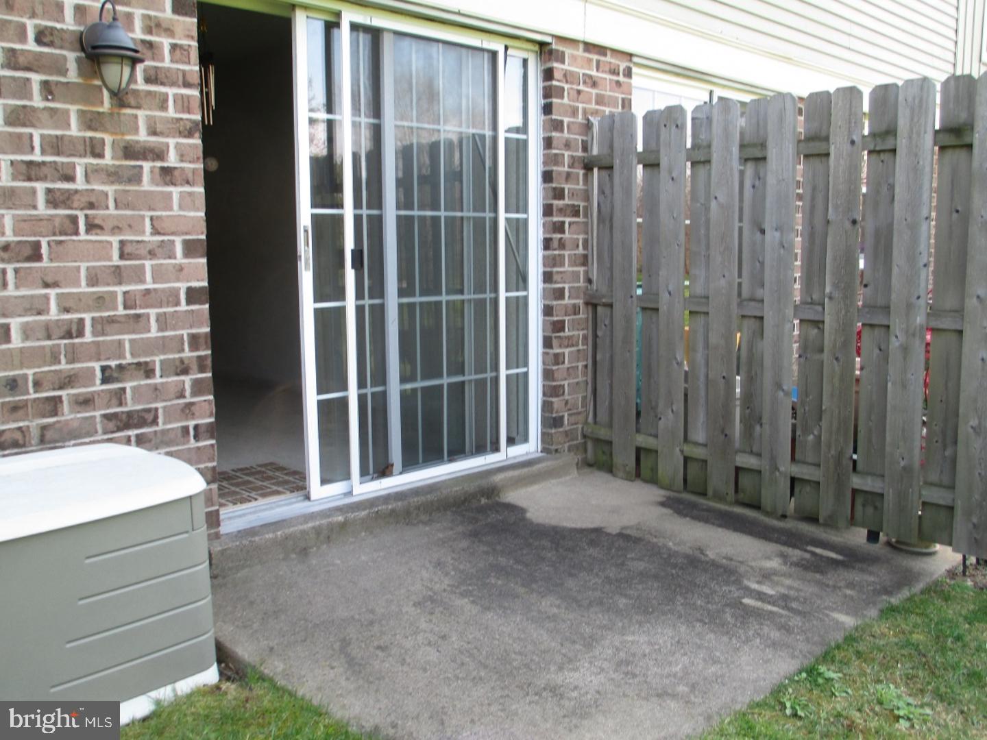 8 Coventry Court Blue Bell, PA 19422 - Photo 6 of 22 Patio
