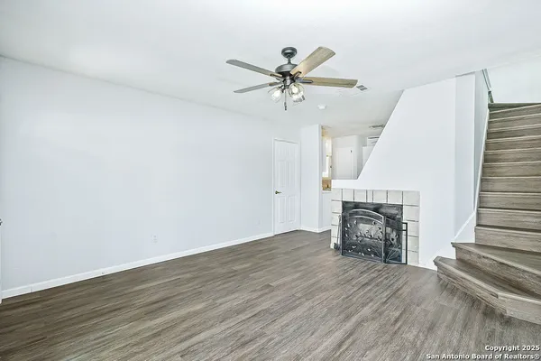 $1,600 | 12215 Stoney Crossing, San Antonio, TX 78247