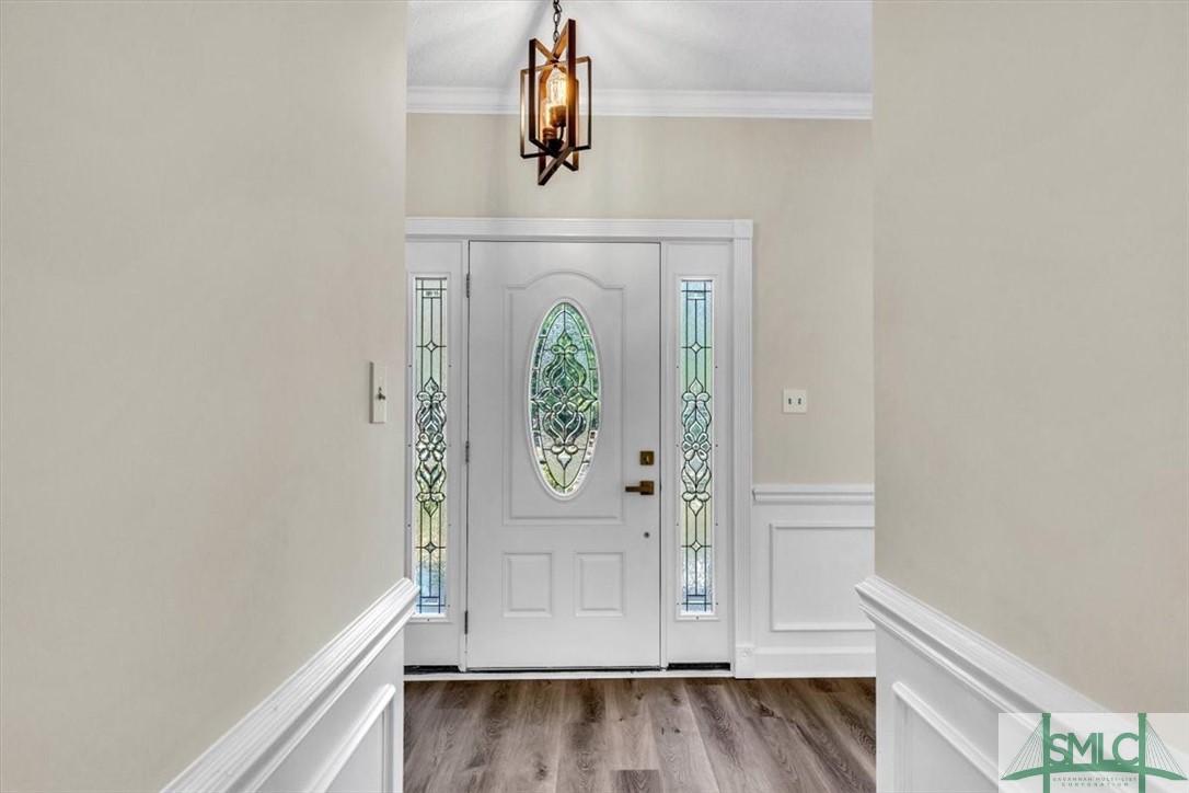 105 Gloucester Road Savannah, GA 31410 - Photo 3 of 40 Gallery Image 3