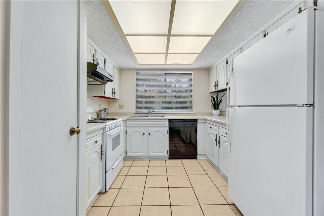 11915 Charing Cross Road, Unit A Austin, TX 78759 - Photo 9 of 26