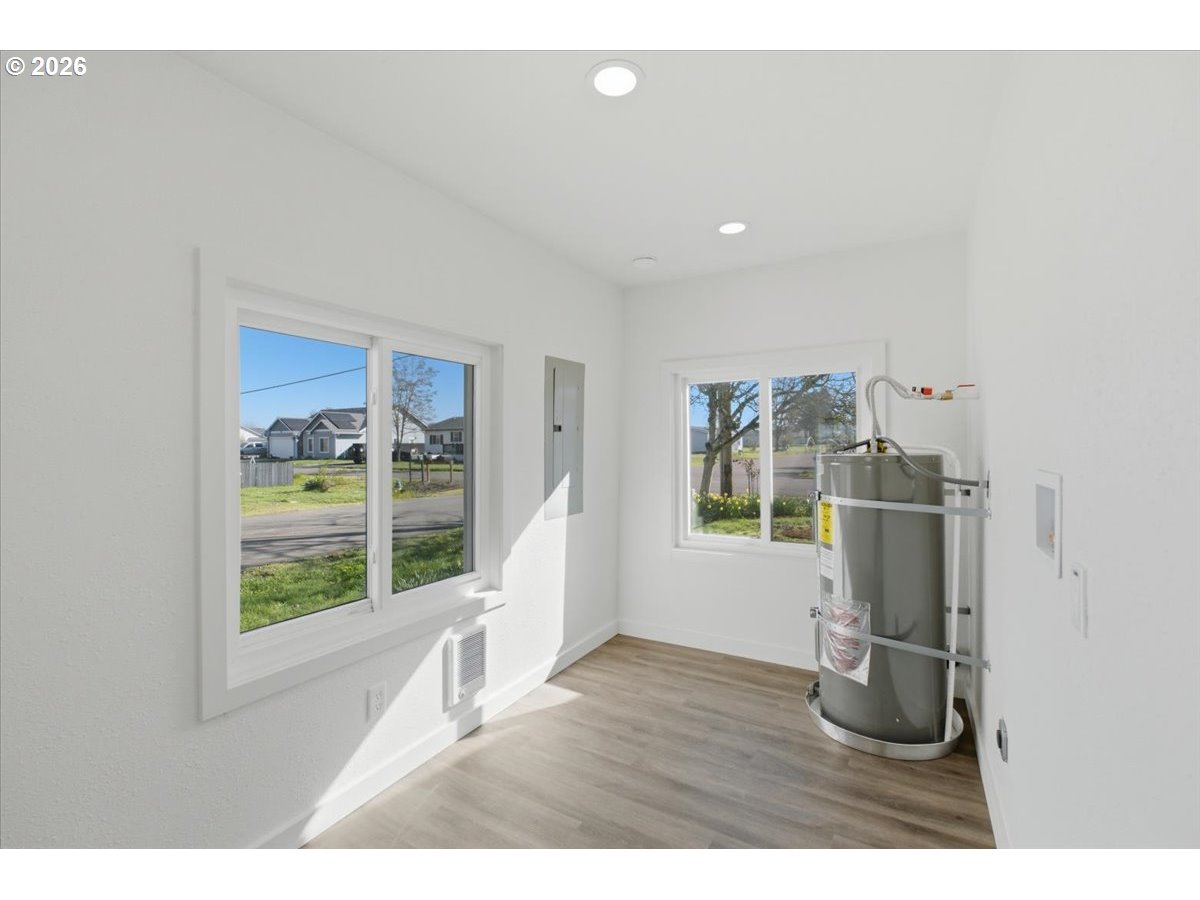 111 East 3rd Street Halsey, OR 97348 - Photo 39 of 41