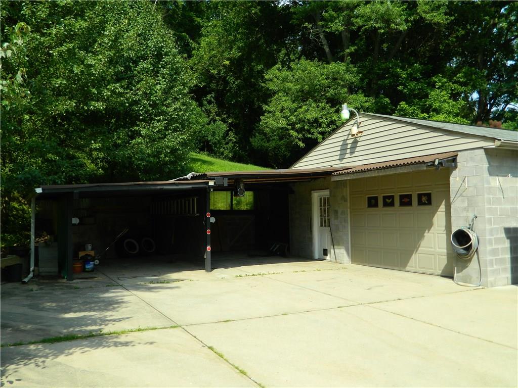 22 Forsythe Road Presto, PA 15142 - Photo 3 of 25 Gallery Image 3