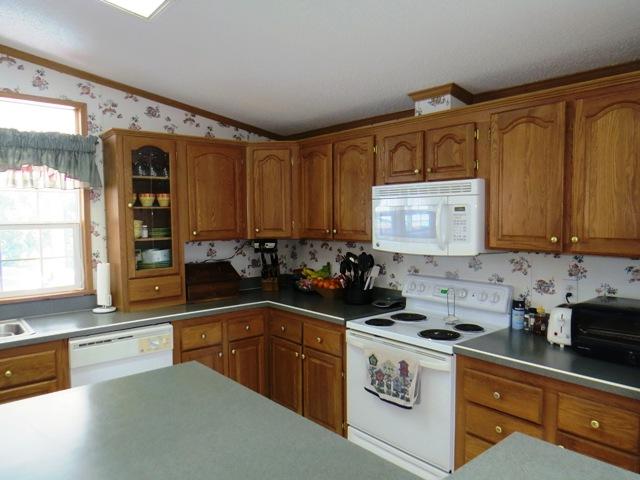 215 Rea Road Ridgeway, VA 24148 - Photo 14 of 34 KITCHEN