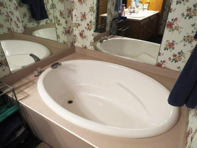 215 Rea Road Ridgeway, VA 24148 - Photo 22 of 34 MASTER BATH