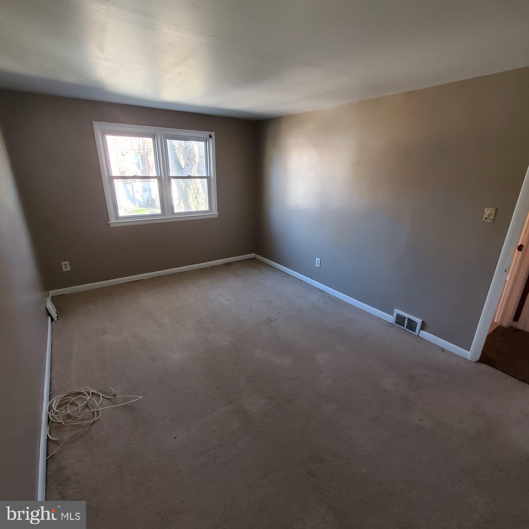 1329 Powell Road Brookhaven, PA 19015 - Photo 16 of 29
