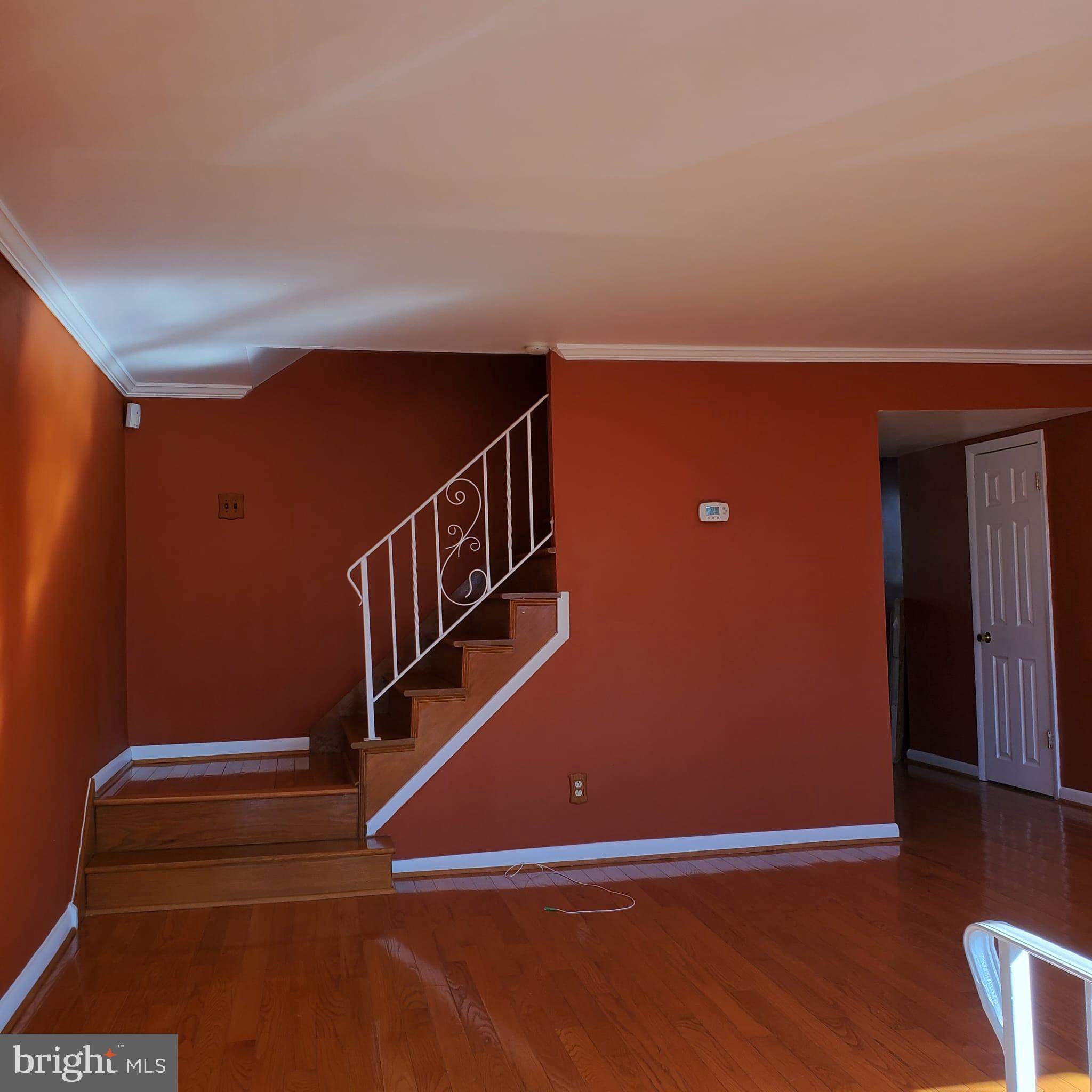 1329 Powell Road Brookhaven, PA 19015 - Photo 8 of 29