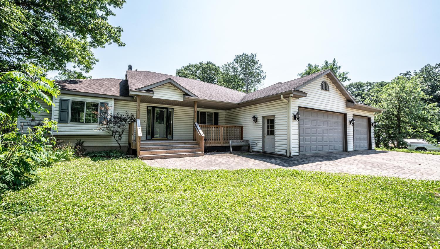 700 Ridge Road Henderson, MN 56044 - Photo 2 of 41