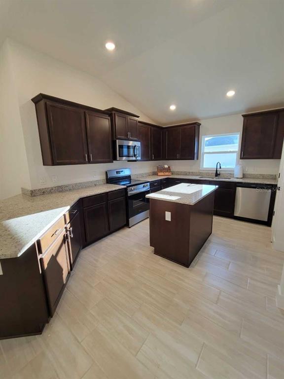 4519 Southwest 91st Ln Road Ocala, FL 34476 - Photo 4 of 44 Gallery Image 4