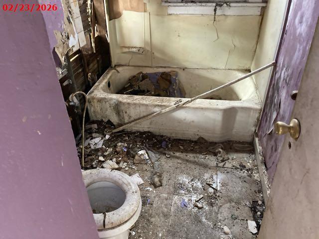1012 West Hadley Street Milwaukee, WI 53206 - Photo 3 of 18 02323202611-20260223093642493