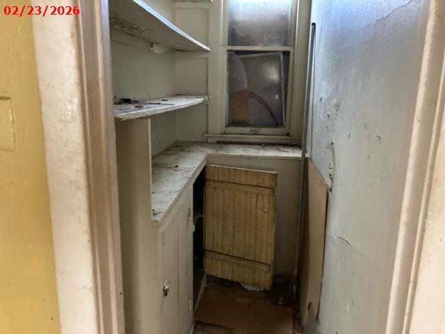 1012 West Hadley Street Milwaukee, WI 53206 - Photo 8 of 18 02323202611-20260223093645603