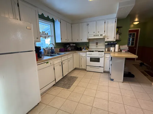 $169,000 | 236 West Main Street, Vermontville, MI 49096
