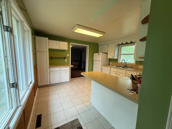 $169,000 | 236 West Main Street, Vermontville, MI 49096