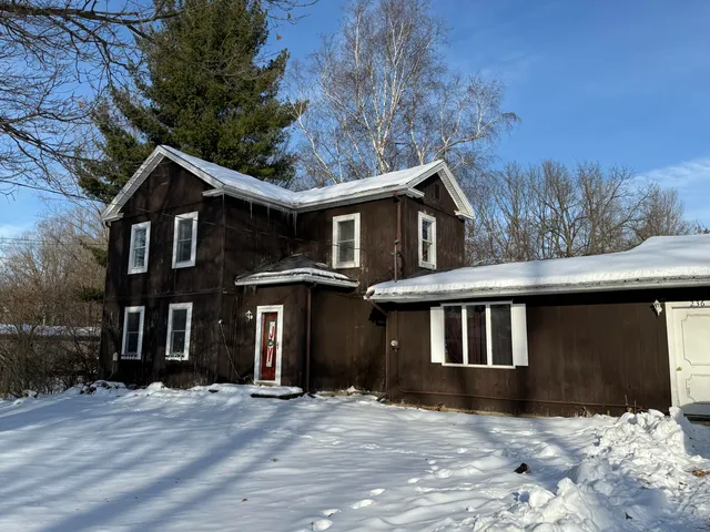 $189,900 | 236 West Main Street, Vermontville, MI 49096
