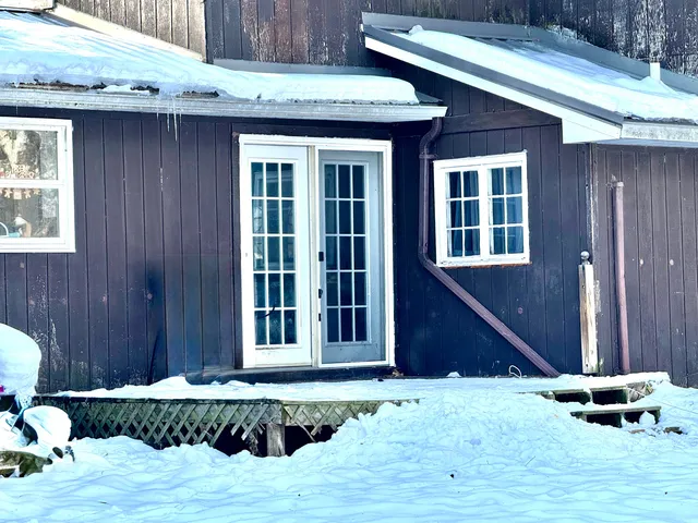 $189,900 | 236 West Main Street, Vermontville, MI 49096