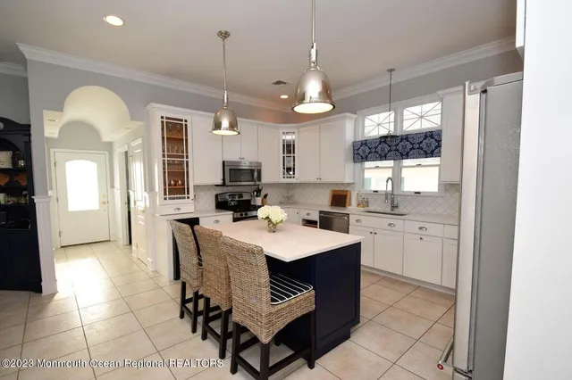 $3,750 | 563 Whiting Avenue, Manasquan, NJ 08736