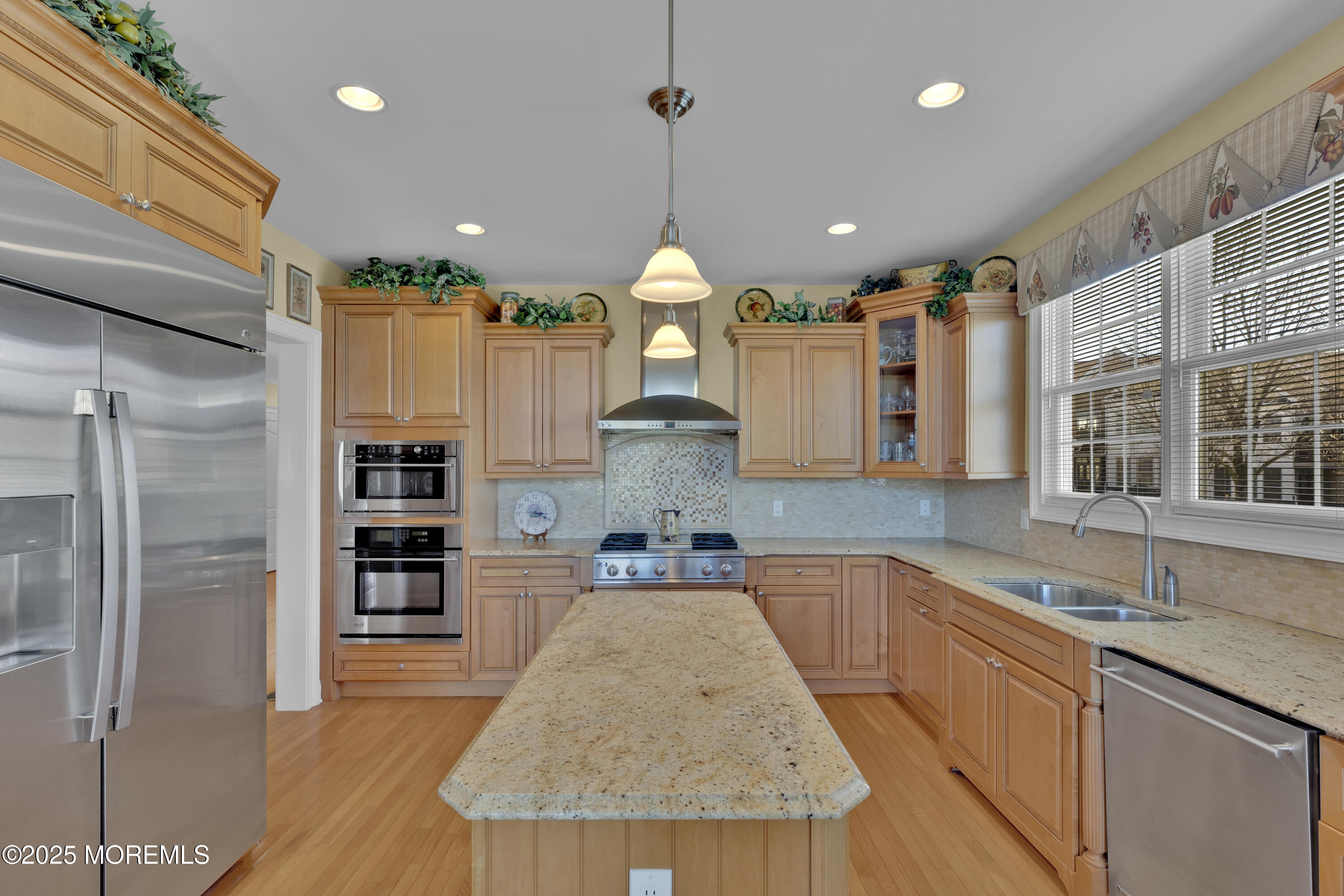 17 Hazelwood Terrace Tinton Falls, NJ 07724 - Photo 21 of 36 Kitchen