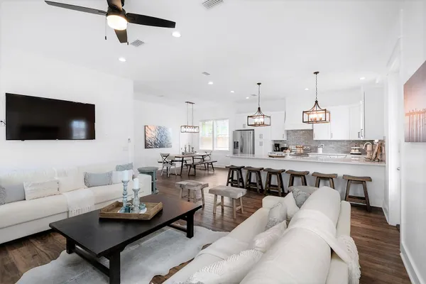 $2,425,600 | 4458 Luke Avenue, Destin, FL 32541