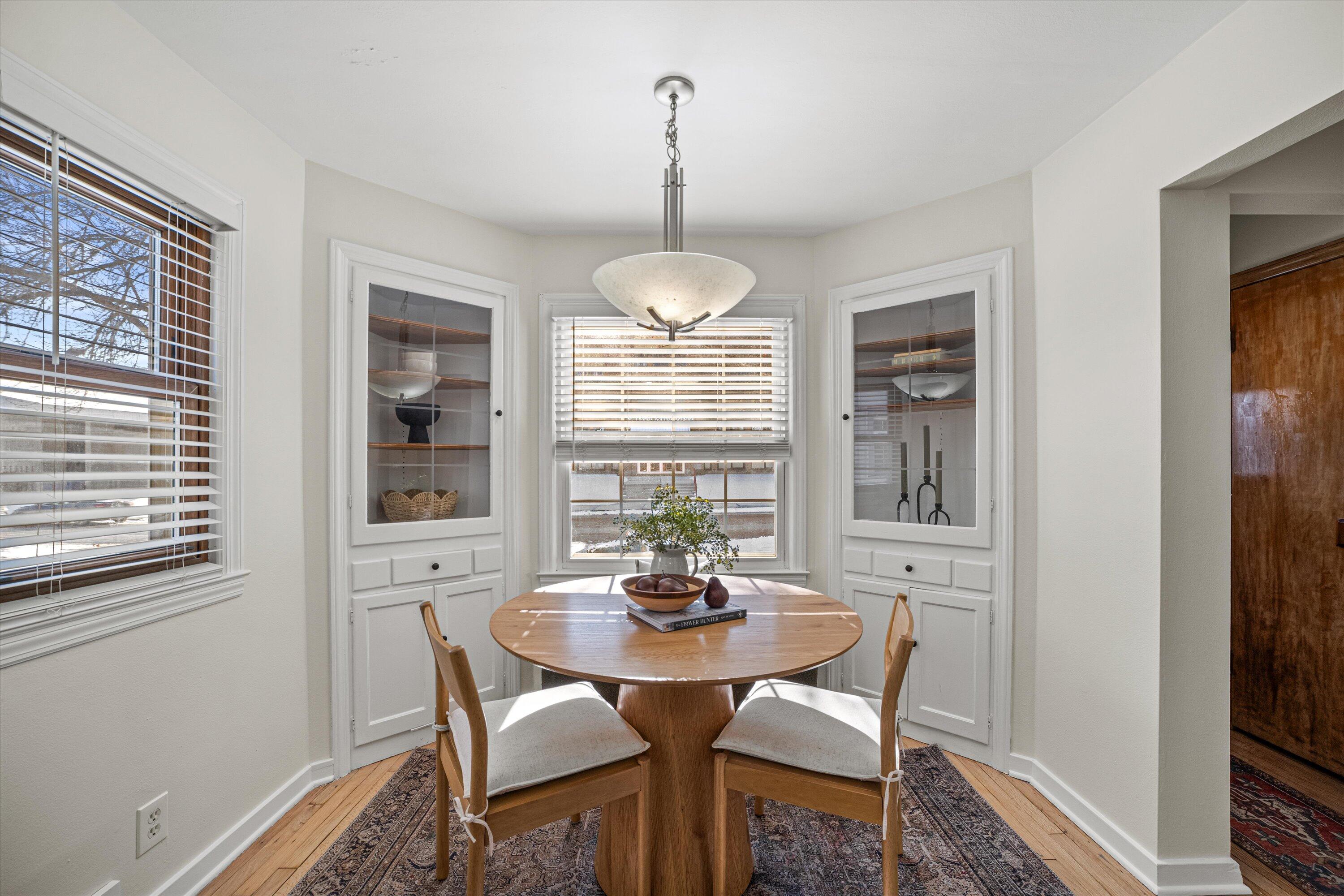 338 East Norwich Street Milwaukee, WI 53207 - Photo 7 of 42 24-P1292677