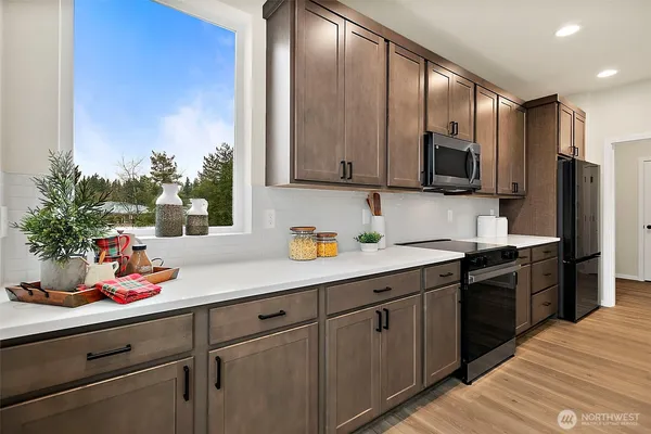$759,950 | 18523 Southeast 271st Court, Covington, WA 98042