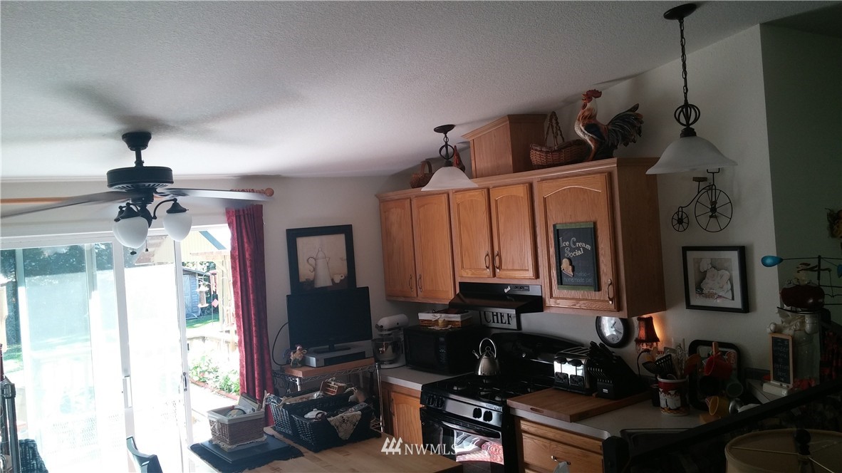 7748 Silver Lake Road Maple Falls, WA 98266 - Photo 12 of 23