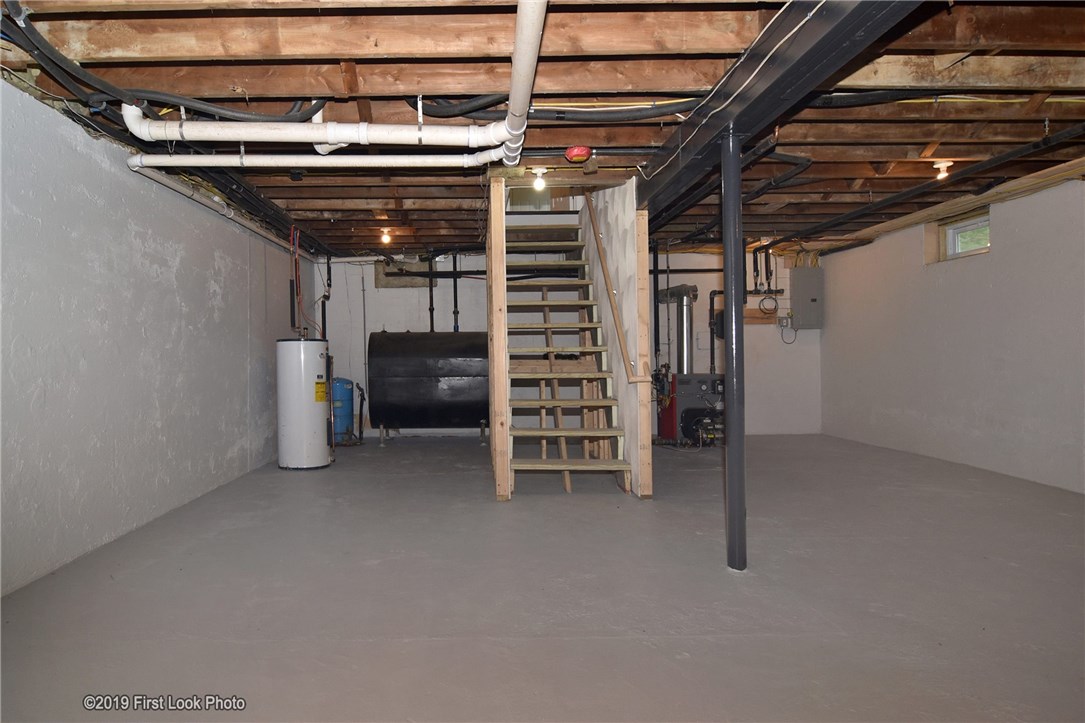 467 Hill Farm Road Coventry, RI 02816 - Photo 12 of 40