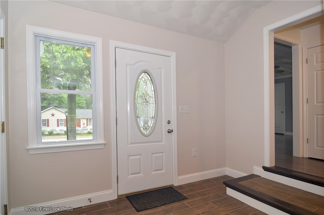 467 Hill Farm Road Coventry, RI 02816 - Photo 14 of 40