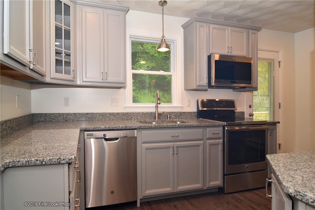 467 Hill Farm Road Coventry, RI 02816 - Photo 33 of 40