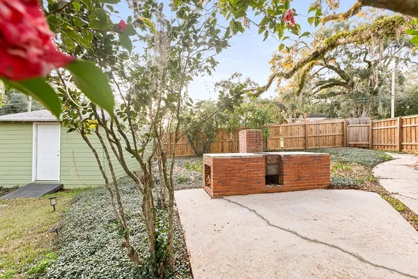 $3,950 | 2014 Golf Terrace Drive, Tallahassee, FL 32301
