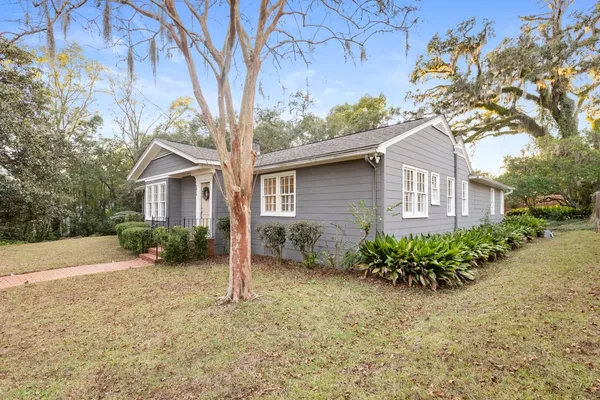 $3,950 | 2014 Golf Terrace Drive, Tallahassee, FL 32301