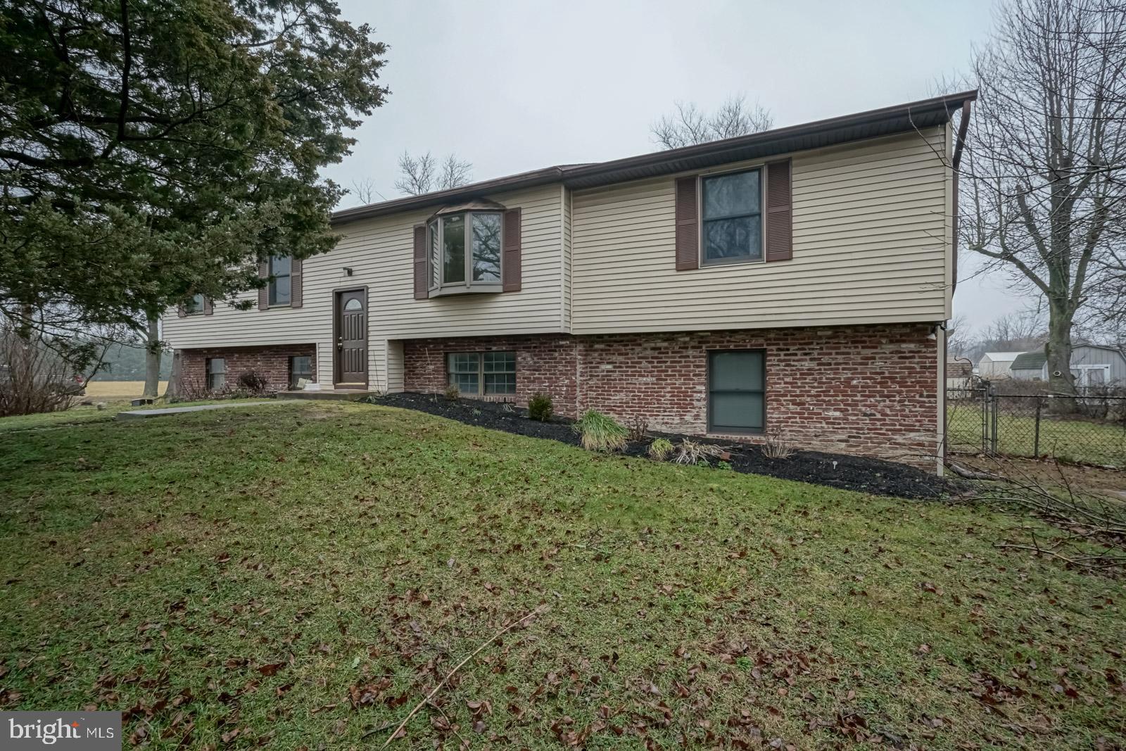 518 4th Street Atco, NJ 08004 - Photo 4 of 58