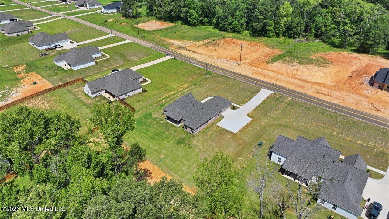 939 Mullican Road Florence, MS 39073 - Photo 63 of 65 62-939 Mullican Rd _ Hometoursms.com