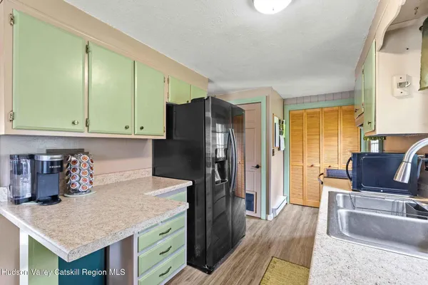 $374,900 | 4 Lakeshore Drive, Copake, NY 12516