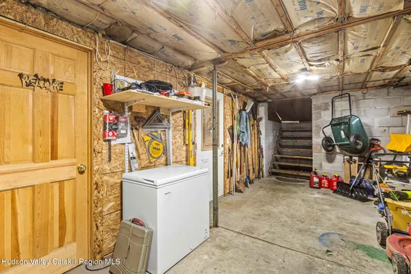 $374,900 | 4 Lakeshore Drive, Copake, NY 12516