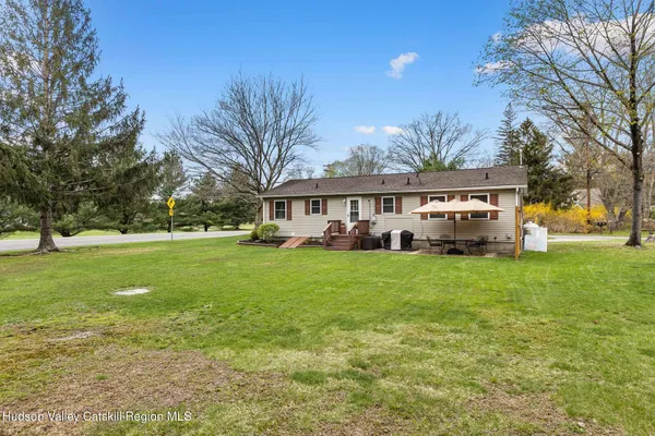 $374,900 | 4 Lakeshore Drive, Copake, NY 12516