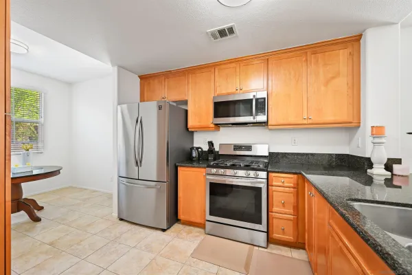 $710,000 | 8806 Apple Blossom Court, Unit 6, Santee, CA 92071