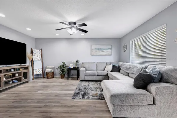 $132,500 | 350 79th Avenue North, Unit 238, St. Petersburg, FL 33702