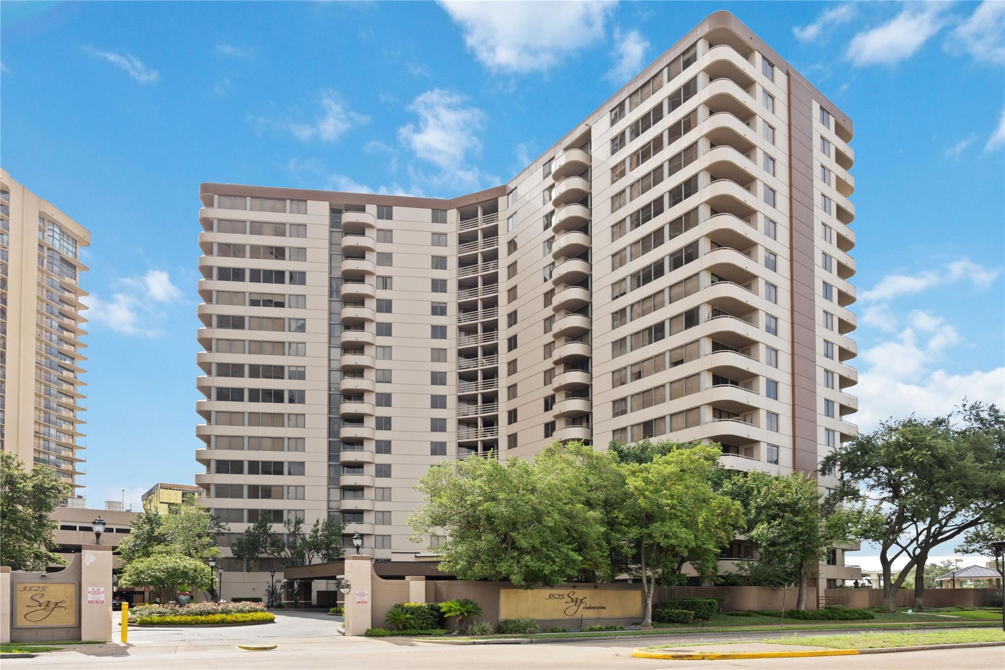 3525 Sage Road, Unit 1713 Houston, TX 77056 - Photo 1 of 25 Welcome to 3525 Sage - beautifully renovated mid-high rise offering resort style amenities. Stunning city views awaits you on the 17th floor.