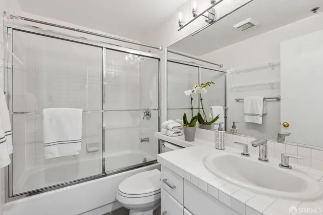 $1,145,000 | 111 Chestnut Street, Unit 303, San Francisco, CA 94111